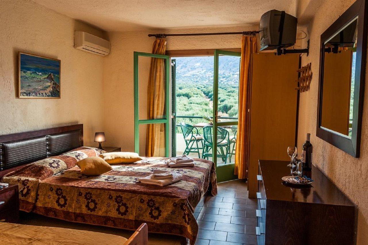 Elounda Olive Garden Apts & Studios Bagian luar foto