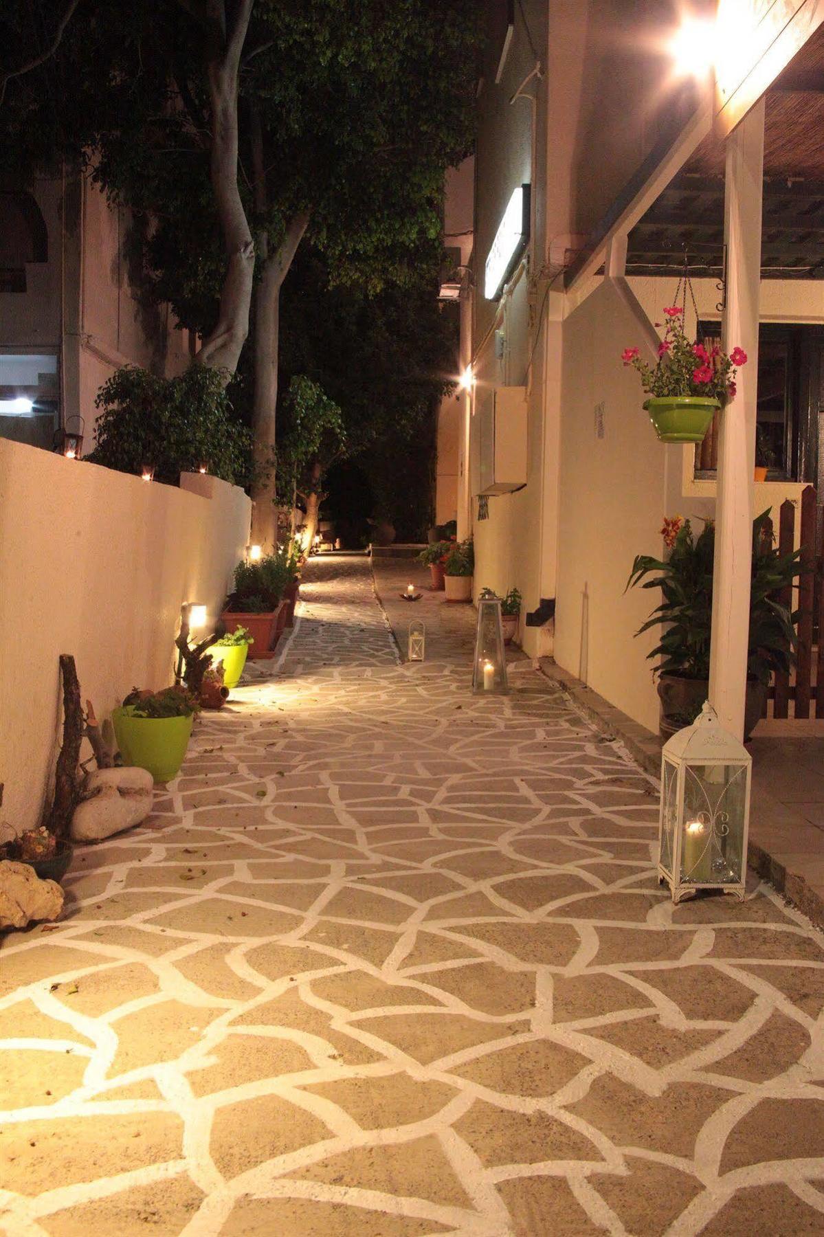 Elounda Olive Garden Apts & Studios Bagian luar foto